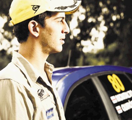  Montalto sueña con la Ferrari. José Andrés Montalto es el líder de la categoría N4 del Campeonato Nacional de Rally.