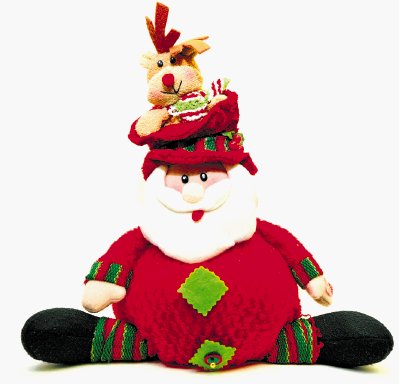 Navidad viene dulce y brillante En la decoraci&#x00F3;n navide&#x00F1;a, se imponen el fucsia y el plateado, adem&#x00E1;s de los tonos tradicionales