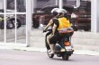  Motociclistas buscan frenar multa por chaleco. La Sala Constitucional a&#x00FA;n no ha pedido al Cosevi suspender el cobro de multas por no usar chalecos reflectivos.Archivo.