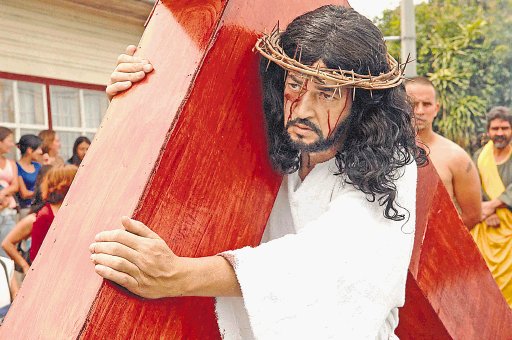 En la piel de Jesús Actor Alfonso Zúñiga