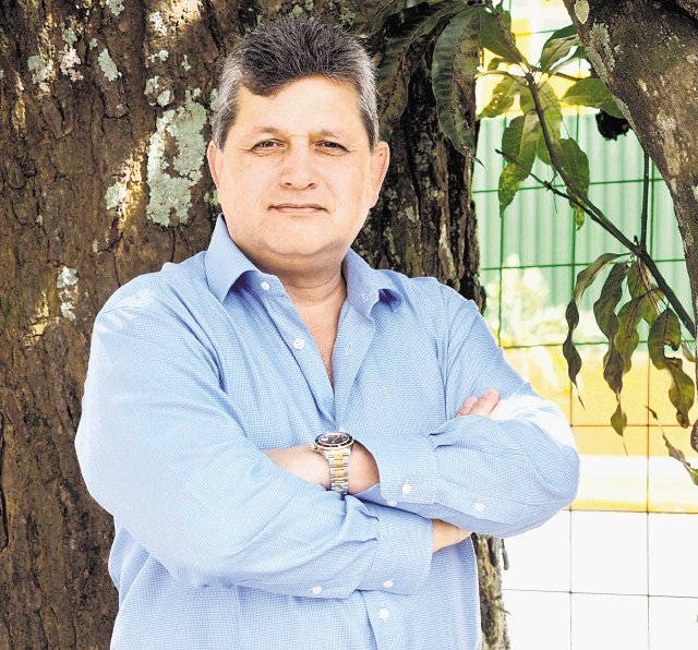  “‘Mambo’ es uno de los mayores instigadores” Raúl Pinto critica a Víctor Núñez