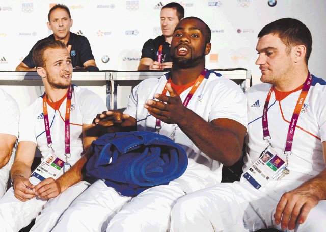  Judo tiene 387 atletas en Londres. El francés Teddy Riner es el campeón mundial de Judo.AFP.