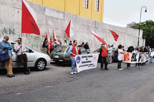  Aprobaron plan fiscal en primer debate Sindicatos planean nuevo bloqueo en Cuesta de Moras hoy