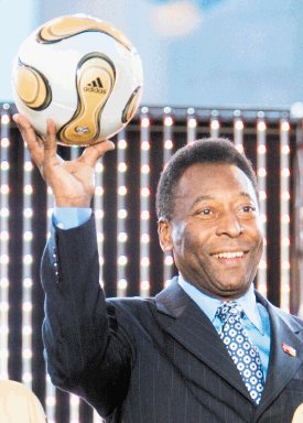 Pelé ya ve el oro. Pelé. AFP.