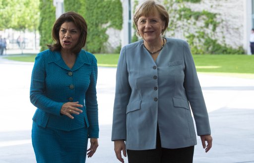 Costa Rica felicita a Alemania por esfuerzos para sacar a Europa de la crisis Gira de Presidenta Laura Chinchilla