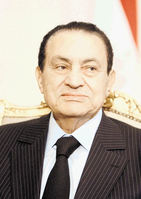  Partido de Mubarak a postularse. Mubarak fue condenado en junio a cadena perpetua. AFP.