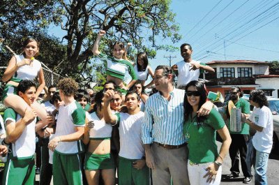 El exviceministro Roberto Thompson se qued&#x00F3; con la alcald&#x00ED;a del cant&#x00F3;n central de Alajuela. Francisco Barrantes, GN.