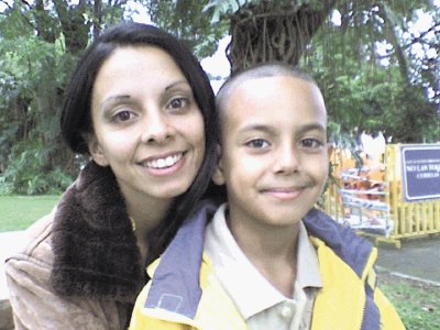 &#x201C;Un mensaje especial a mi hijo Stevenson que lo amo, que bendigo cada d&#x00ED;a de su existencia, en esta Navidad deseo lo mejor&#x201D;.  Enviada a webmaster@aldia.co.cr