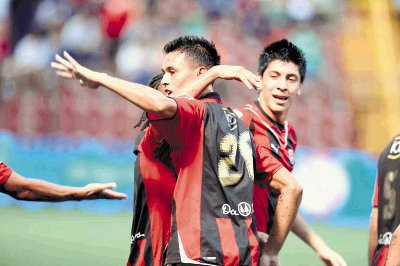 Gonz&#x00E1;lez ha sido de los m&#x00E1;s regulares en el torneo. Archivo