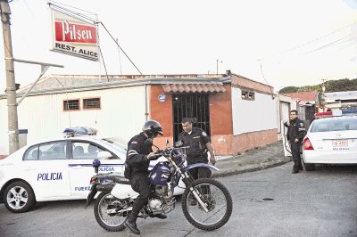 Los heridos habitan cerca del restaurante. Jos&#x00E9; Rivera.