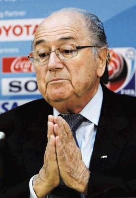 Blatter asegur&#x00F3; que nunca quiso ofender a nadie. AP.
