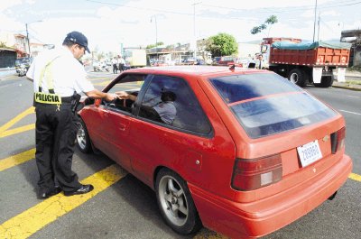 La nueva propuesta contiene 264 art&#x00ED;culos para analizar, entre los que destaca las rebajas de multas. Archivo.