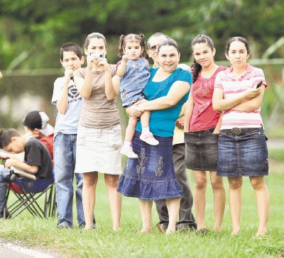   A toda la vera del camino se observaron muchas familias apoyando a los ciclistas en todo momento, situaci&#x00F3;n importante para el crecimiento de la afici&#x00F3;n a los pedales.