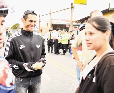   A pesar de que el experimentado ciclista nacional Federico Ram&#x00ED;rez no participa de la actual Vuelta a Costa Rica, &#x201C;Lico&#x201D; asegur&#x00F3; que volver&#x00E1; el pr&#x00F3;ximo a&#x00F1;o con un nuevo equipo.