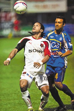 El jugador tiene 23 años y en el 2004 hizo su debut en Primera División.