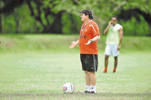  “No hay favoritismos” Óscar Ramírez, técnico de Alajuelense
