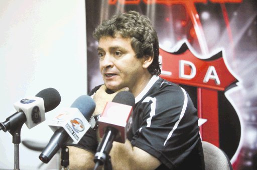  “Machillo” peca de conformista Ramírez dijo que la “S” no dio golpe de autoridad porque no ganó