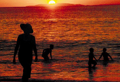Llegada de turistas a Costa Rica crece 6,5 % En primer semestre del 2011