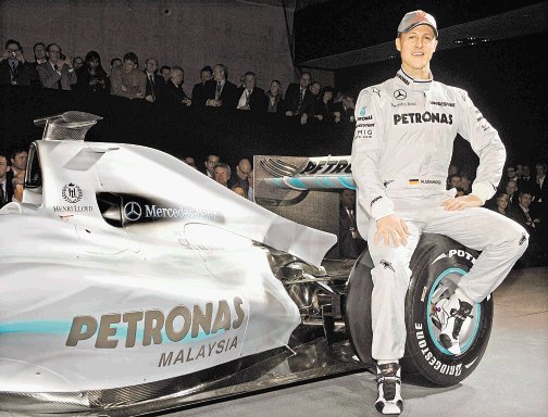 Schumacher niega planes de retirada. “Schumi” para rato.
