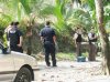  Pistolero asesina a mujer de seis balazos. Los agentes judiciales recolectaron diversas evidencias en el lugar del asesinato, en barrio Pacuare de Limón. Róger Amoretty.