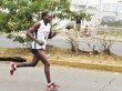  Todas las razas correr&#x00E1;n. Alice Waruguru ser&#x00E1; la rival a vencer en los 42 km. Archivo.