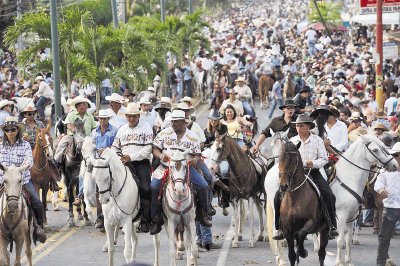 El tope es uno de los eventos m&#x00E1;s esperados y de mayor concurrencia, este a&#x00F1;o esperan 8 mil caballistas. Archivo.