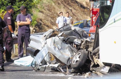 El n&#x00FA;mero de muertes por accidente de tr&#x00E1;nsito en el 2010 disminuy&#x00F3; en 28 fallecidos con respecto al 2009. Archivo.