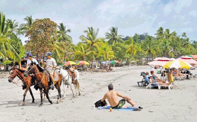 Canatur ofrece informaci&#x00F3;n semanal de las promociones hoteleras del pa&#x00ED;s en su sitio www.canatur.org. Jos&#x00E9; Rivera.