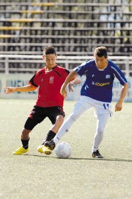 Bel&#x00E9;n logr&#x00F3; vencer como visitante a Desamparados y de esta manera colocarse a cuatro puntos de diferencia. Carlos Borb&#x00F3;n