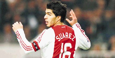 Luis Su&#x00E1;rez fue el goleador del Ajax el torneo anterior. EFE