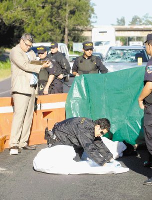 El cuerpo fue levantado a las 7:48 a.m. Manuel Vega.