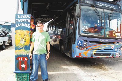 Los pasajes de bus de San Pedro de Po&#x00E1;s subir&#x00ED;an. Archivo.