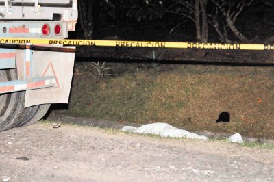 A 2 kil&#x00F3;metros del peaje hacia Lim&#x00F3;n fue el suceso. Archivo.