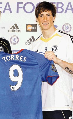 Torres debuta hoy. AP