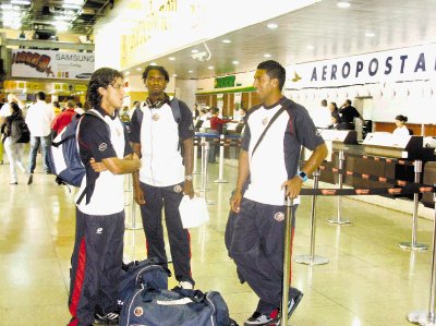 La tricolor esper&#x00F3; un par de horas en el aeropuerto Sim&#x00F3;n Bol&#x00ED;var en el estado de Vargas. Franklin Arroyo