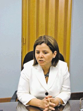  Ávila no descarta la política. María Luisa Ávila dijo que deja una institución fortalecida, con dengue prácticamente controlado y sin malaria. A. López.