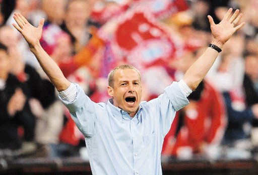  El “Tío Sam” fichó a Klinsmann. Klinsmann dirigió al Bayern Munich y la selección alemana. EFE.
