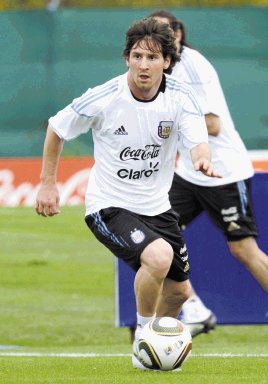  El Sur abre el 7 de octubre. Argentina con Messi a la cabeza iniciará la eliminatoria frente a Chile en territorio gaucho.Archivo.
