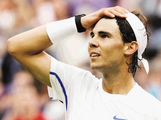 Nadal clasifica para tercera ronda en Wimbledon. El español derrotó con facilidad al estadounidense y sigue en la lucha por mantener su título. AP.