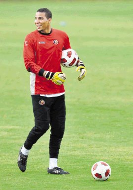  “El que nada debe, nada teme” Viaje de Esteban Alvarado a la Copa América estaría en riesgo