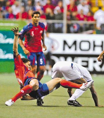 Costa Rica sue&#x00F1;a con poder clasificar al Mundial de Brasil y olvidar lo sucedido en las eliminatorias a Sud&#x00E1;frica. Archivo.