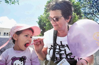 Ligia C&#x00F3;rdoba celebr&#x00F3; su d&#x00ED;a junto a su nieta. R. Pacheco.