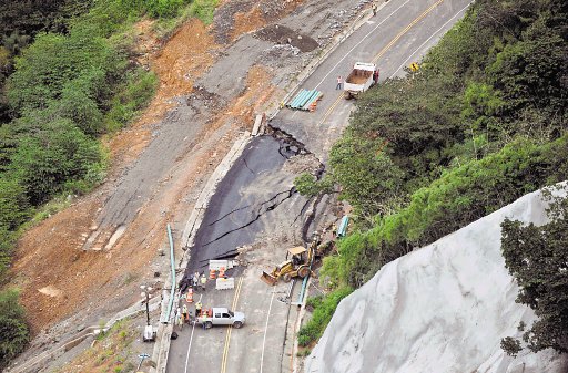 El hundimiento se dio el a&#x00F1;o anterior. Concesiones no permite la reapertura. Archivo.