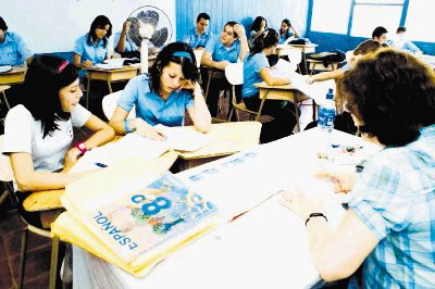 Menos estudiantes abandonaron las clases en el 2010. Archivo.