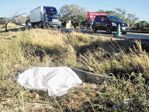 Ciclista no recibi&#x00F3; auxilio 