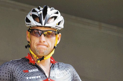  “Yo le ví inyectarse”. Lance Armstrong sigue en medio de las polémicas.AP.