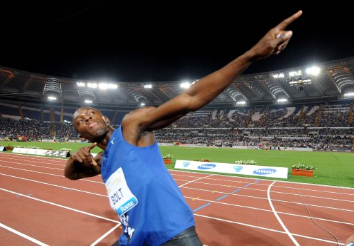 Bolt se impone en los 100 metros de Roma en su regreso a la competición. El atleta está feliz por su regreso y afirmó que inició bien. AFP.
