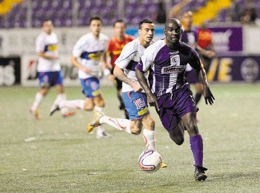  Los &#x201C;toros&#x201D;  olvidados  de Saprissa  &#x201C;Bol&#x00ED;var lo ha hecho muy bien&#x201D;, dice Donny