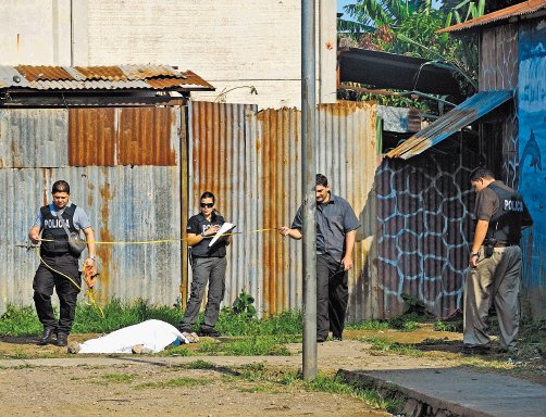  Muere desangrado tras pleito entre pandillas. El 11 de mayo mataron a otro hombre en Los Cuadros. Rafael Pacheco.