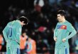  A no perder de vista al Madrid. Messi y Villa no quieren bajar la cabeza hoy ante el Rayo Vallecano como les pas&#x00F3; contra el Getafe.AFP